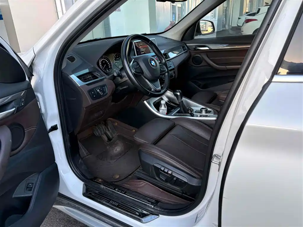 BMW X1 — миниатюра 6