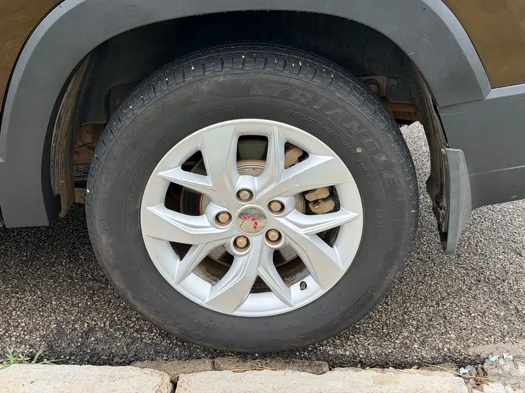 Wuling Hongguang S3 — миниатюра 11