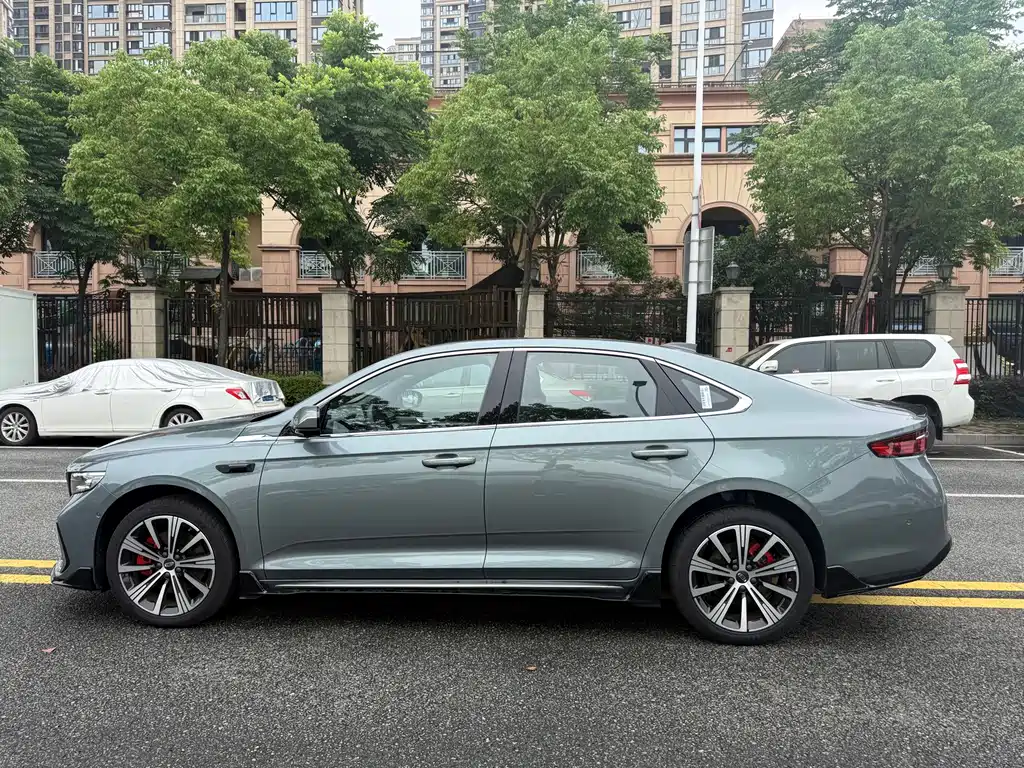 Geely Preface 2026 2.0TD