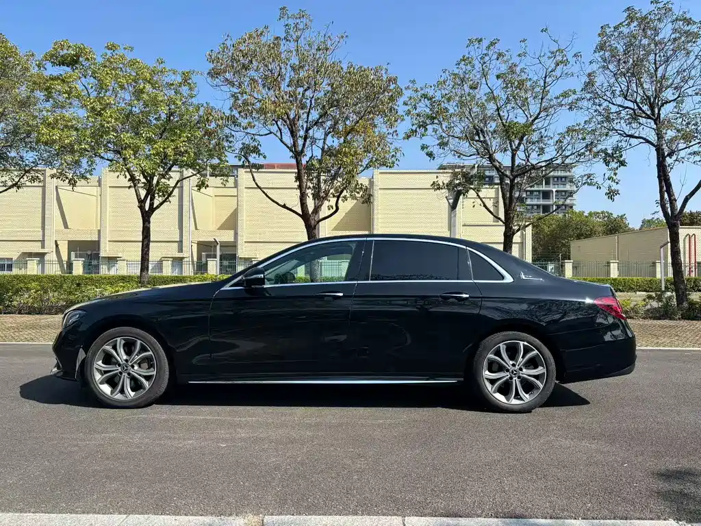Mercedes-Benz E-Class E 2020 E 300 L Sport Fashion