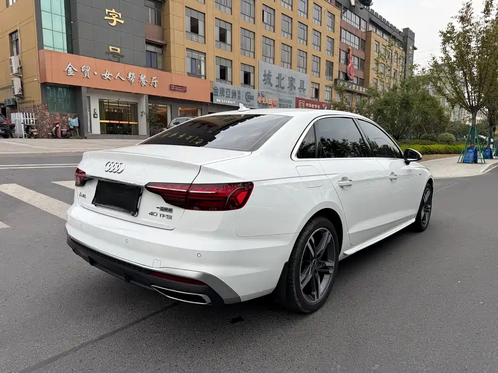 Audi A4L — миниатюра 4