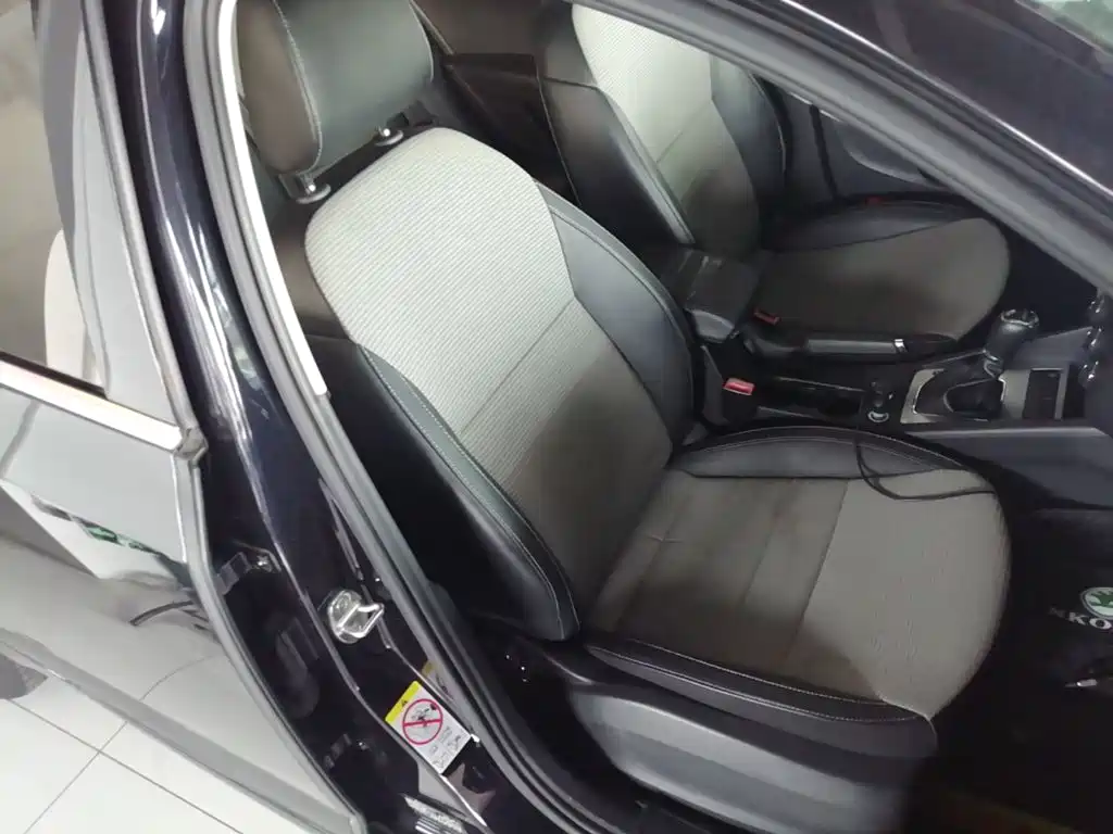 Skoda Octavia — миниатюра 25