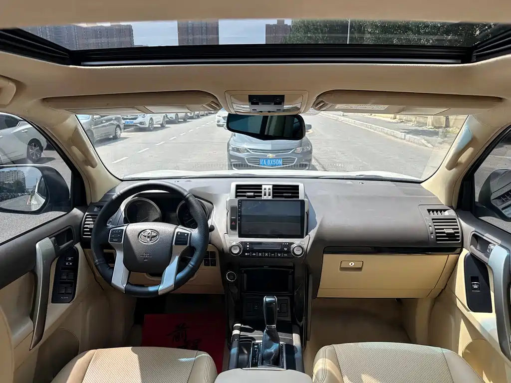 Toyota Land Cruiser Prado 2014 4.0L AT