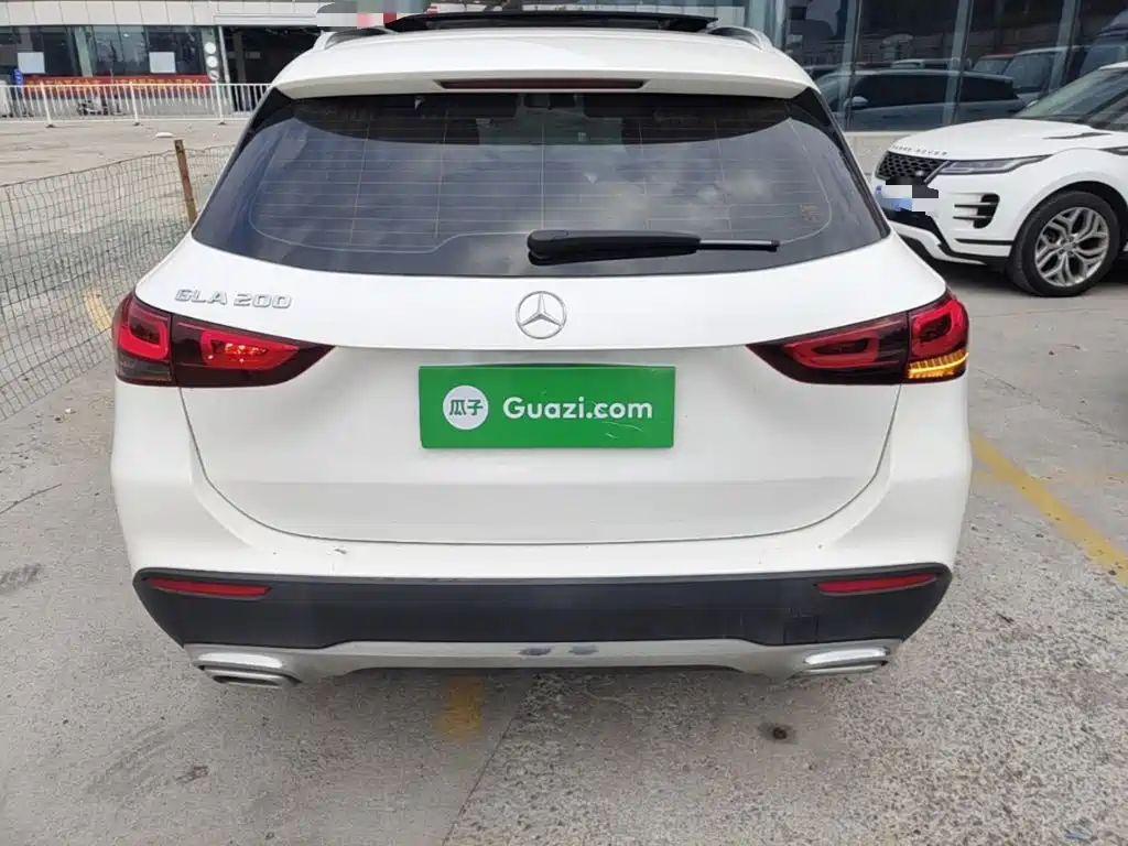 Mercedes-Benz GLA — миниатюра 6