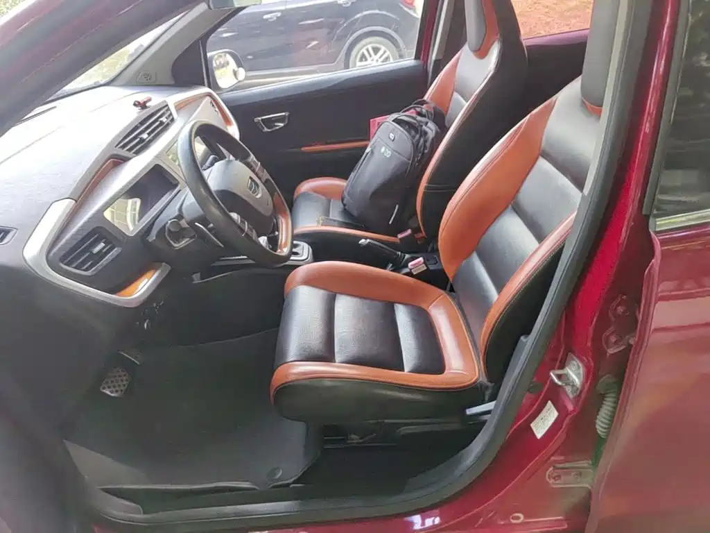 Geely Vision X1 — миниатюра 15