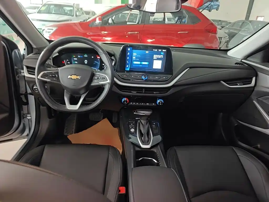 Chevrolet Menlo — миниатюра 10