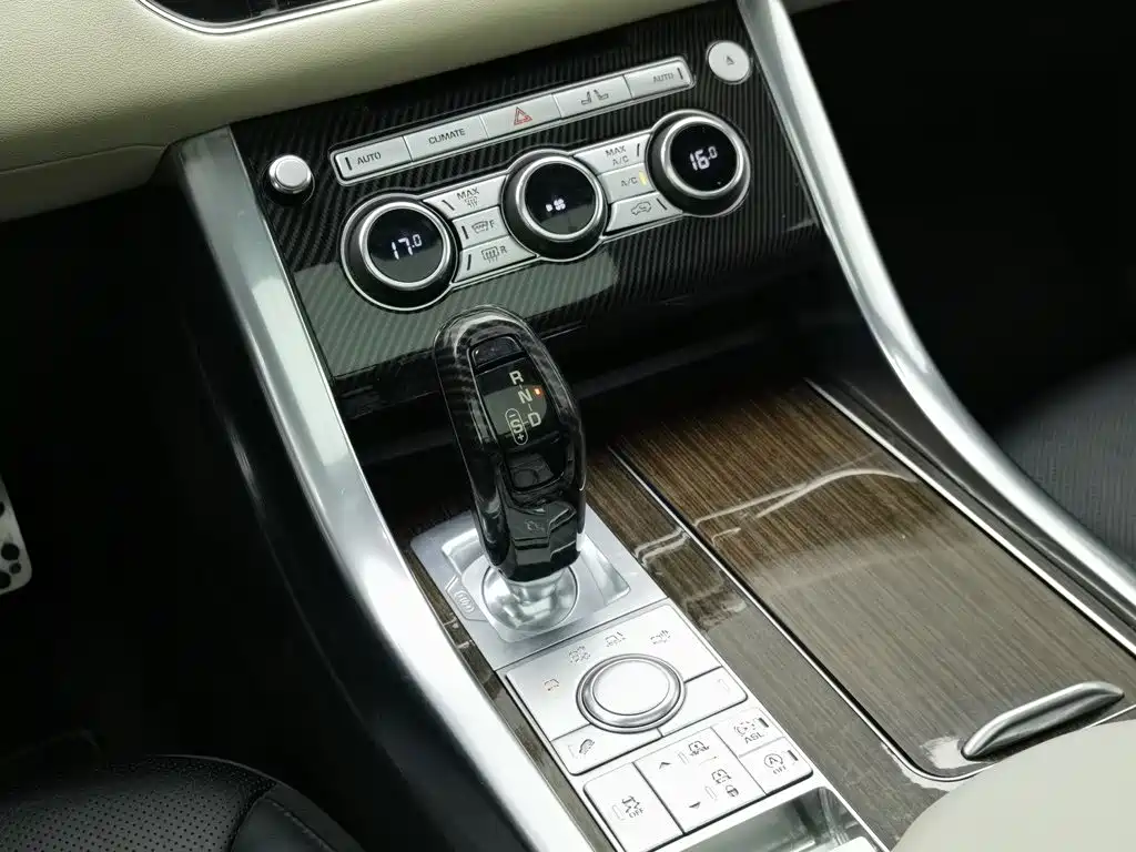 Land Rover Sport — миниатюра 13