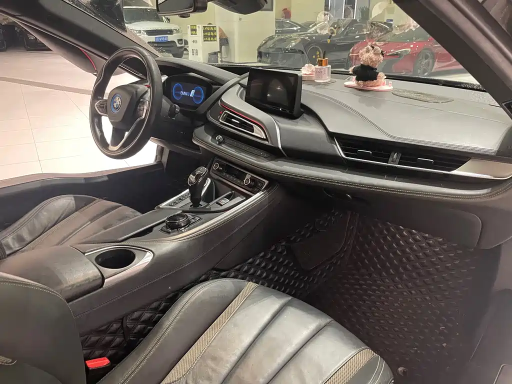 BMW i8 — миниатюра 8