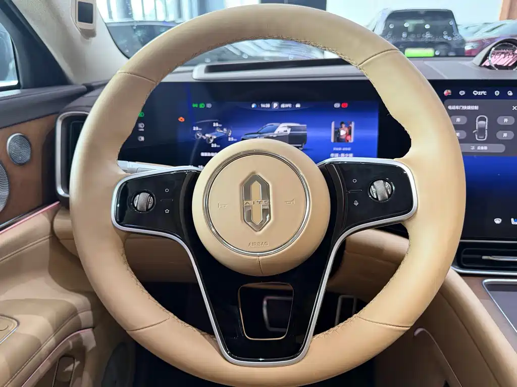 AITO Wenjie AITO M9 — миниатюра 14