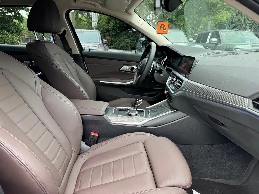 BMW 3 Series — миниатюра 19