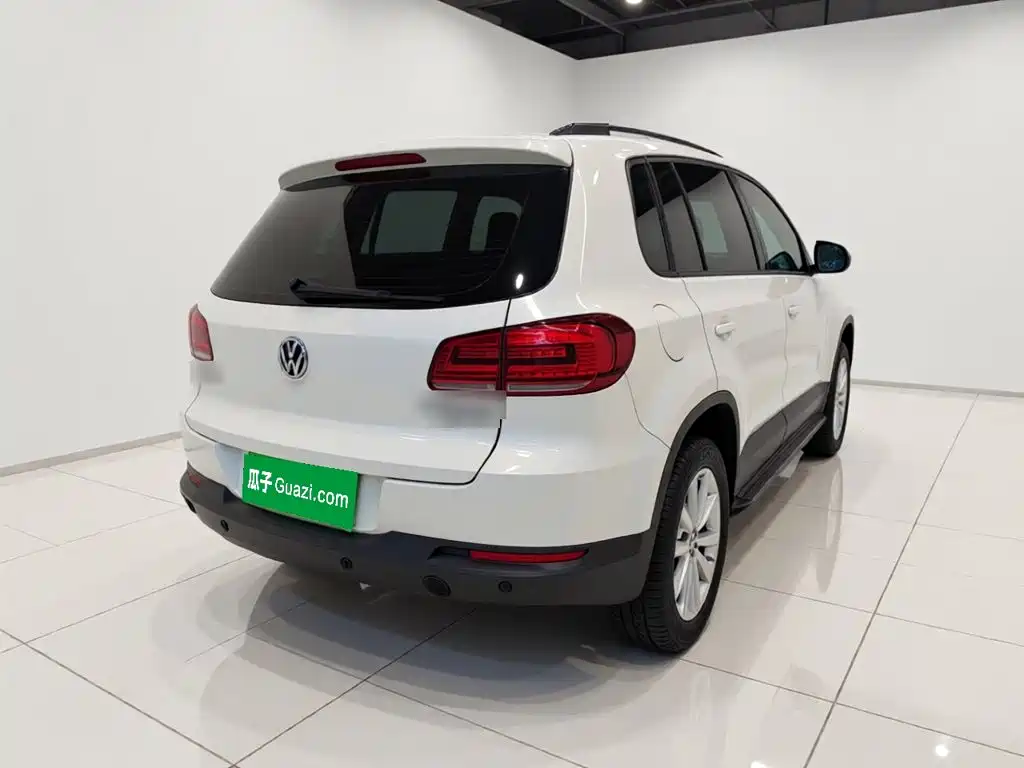 Volkswagen Tiguan — миниатюра 4