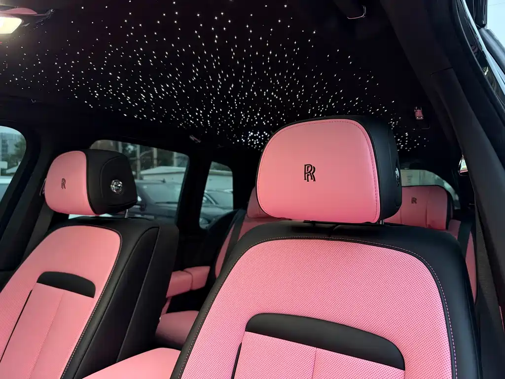 Rolls-Royce Cullinan — миниатюра 4