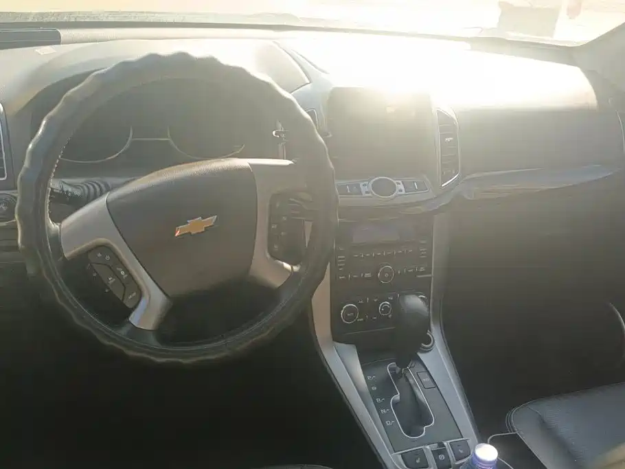 Chevrolet Captiva — миниатюра 12