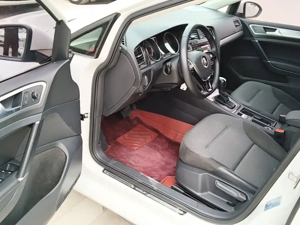 Volkswagen Golf — миниатюра 16