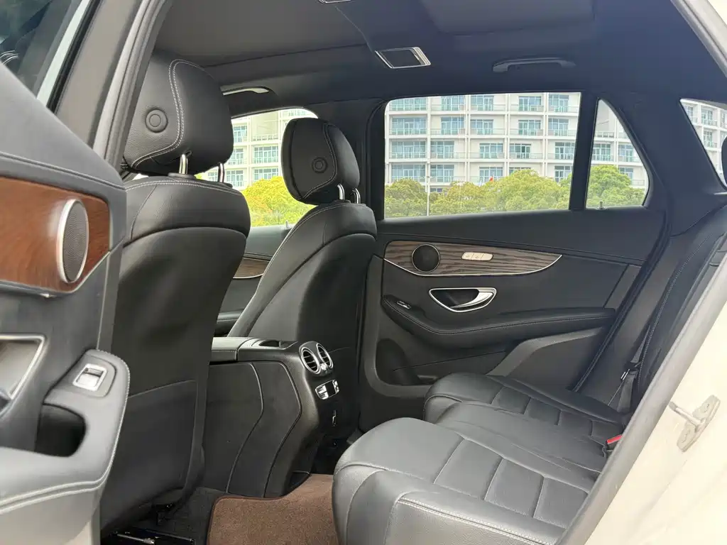 Mercedes-Benz GLC — миниатюра 15