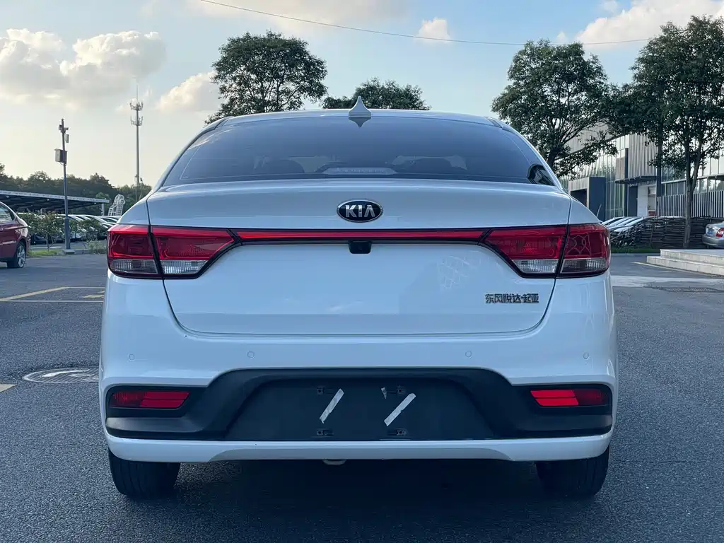 Kia K2 — миниатюра 12