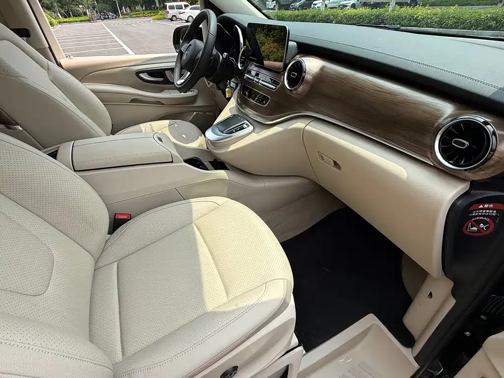 Mercedes-Benz V-Class V 2021 V 260 L Luxury
