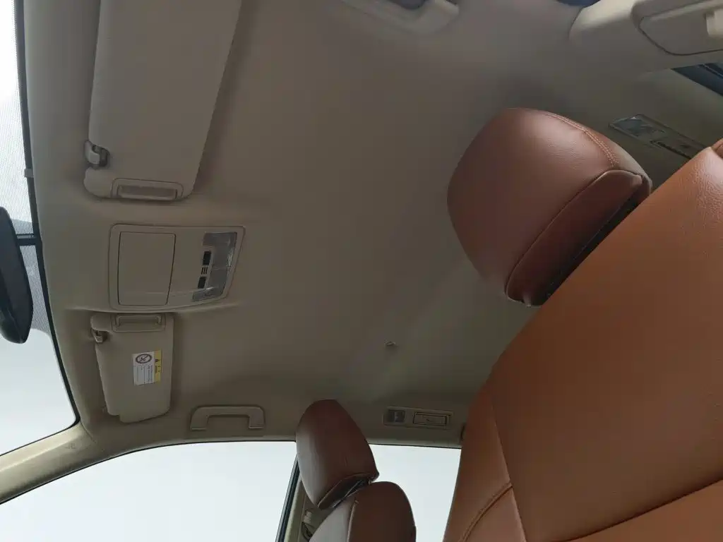 Toyota Highlander — миниатюра 14