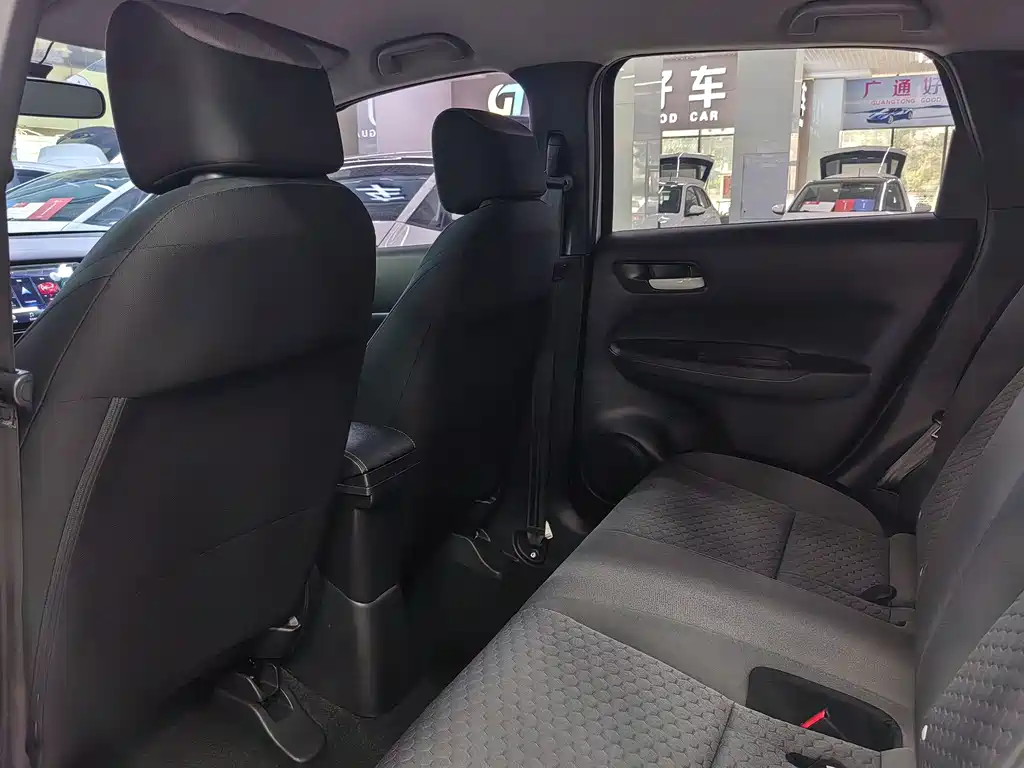 Honda Fit — миниатюра 4