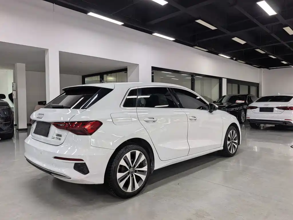 Audi A3 — миниатюра 4