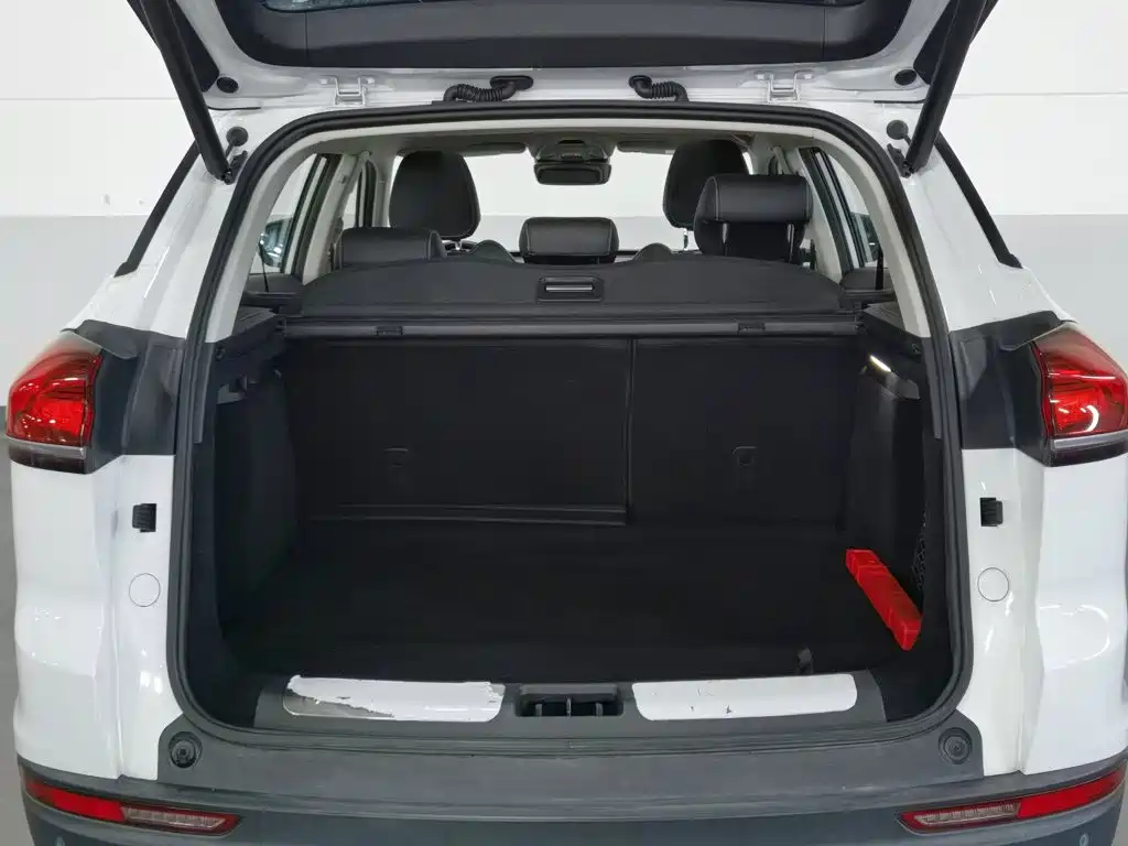 Geely Boyue — миниатюра 16