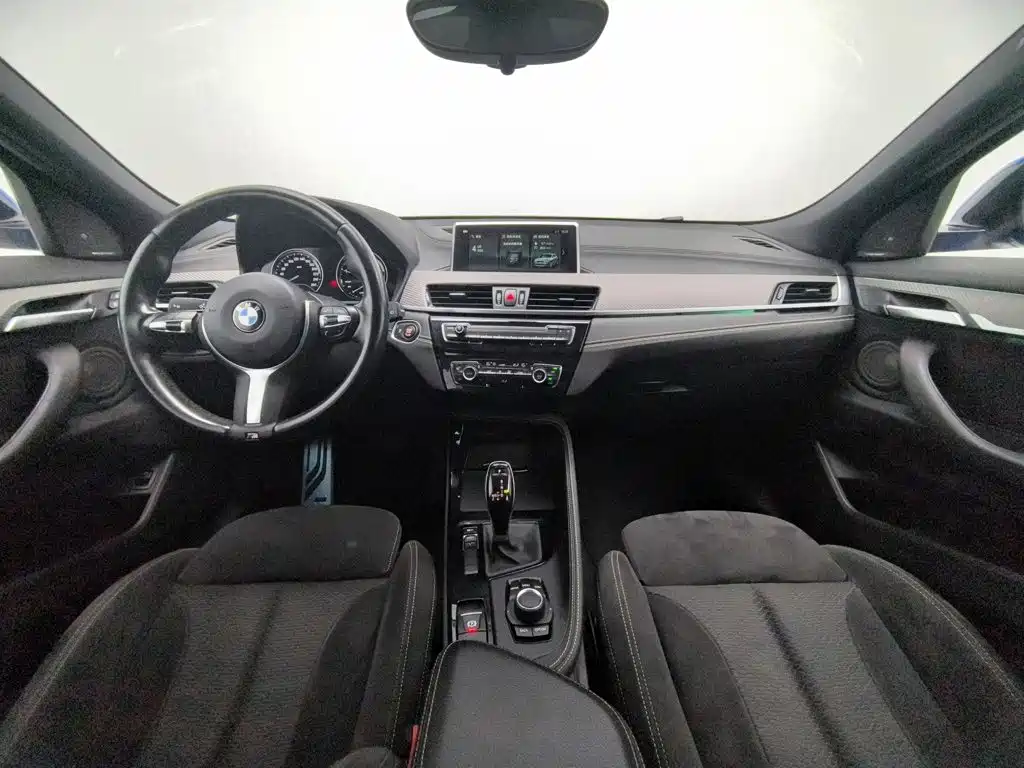 BMW X2 (Import) — миниатюра 5