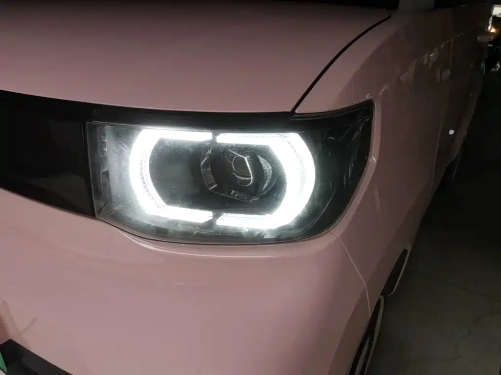 Wuling MINIEV — миниатюра 24