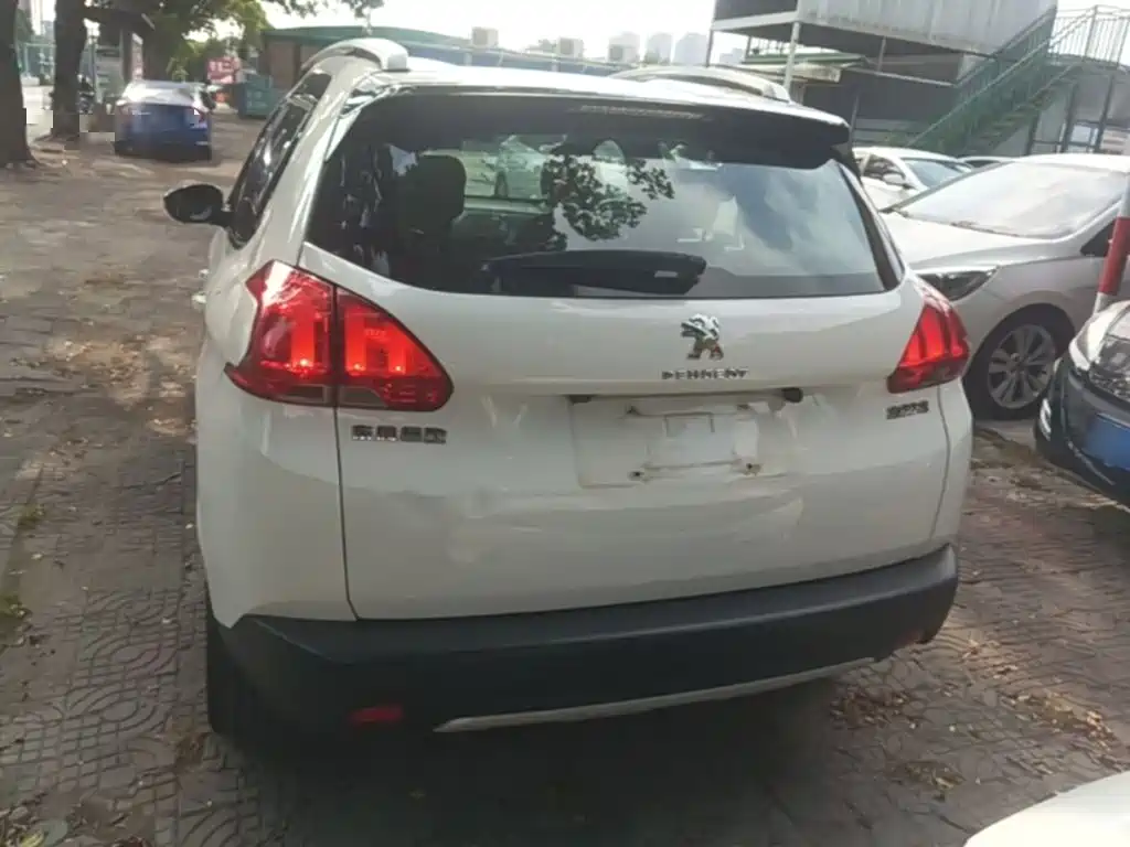 Peugeot 2008 — миниатюра 6