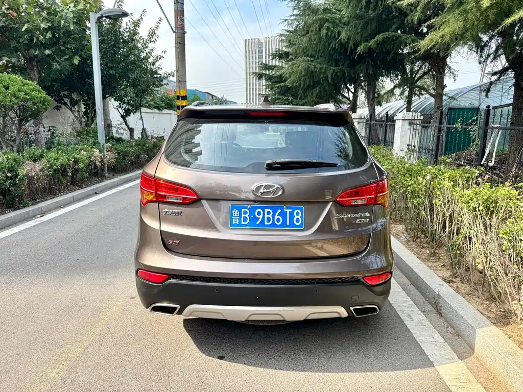 Hyundai Santa Fe — миниатюра 5