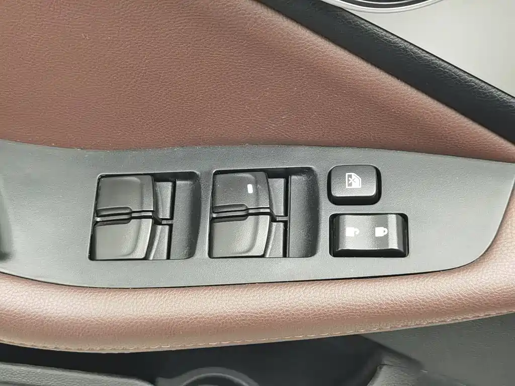 Soueast A5 Yiwu — миниатюра 9