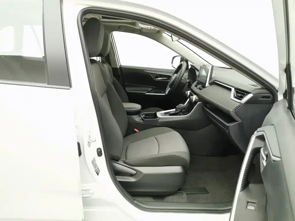Toyota RAV4 — миниатюра 23
