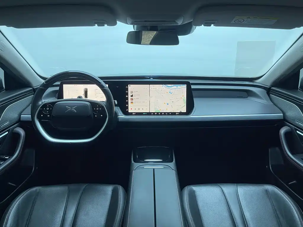 XPeng P7 — миниатюра 15