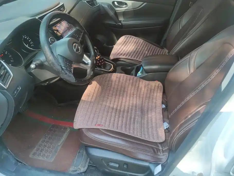 Nissan Qashqai — миниатюра 9