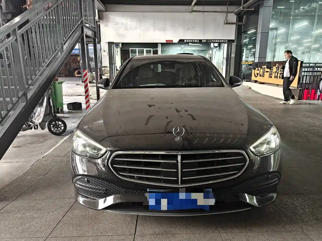 Mercedes-Benz C-Class — миниатюра 2