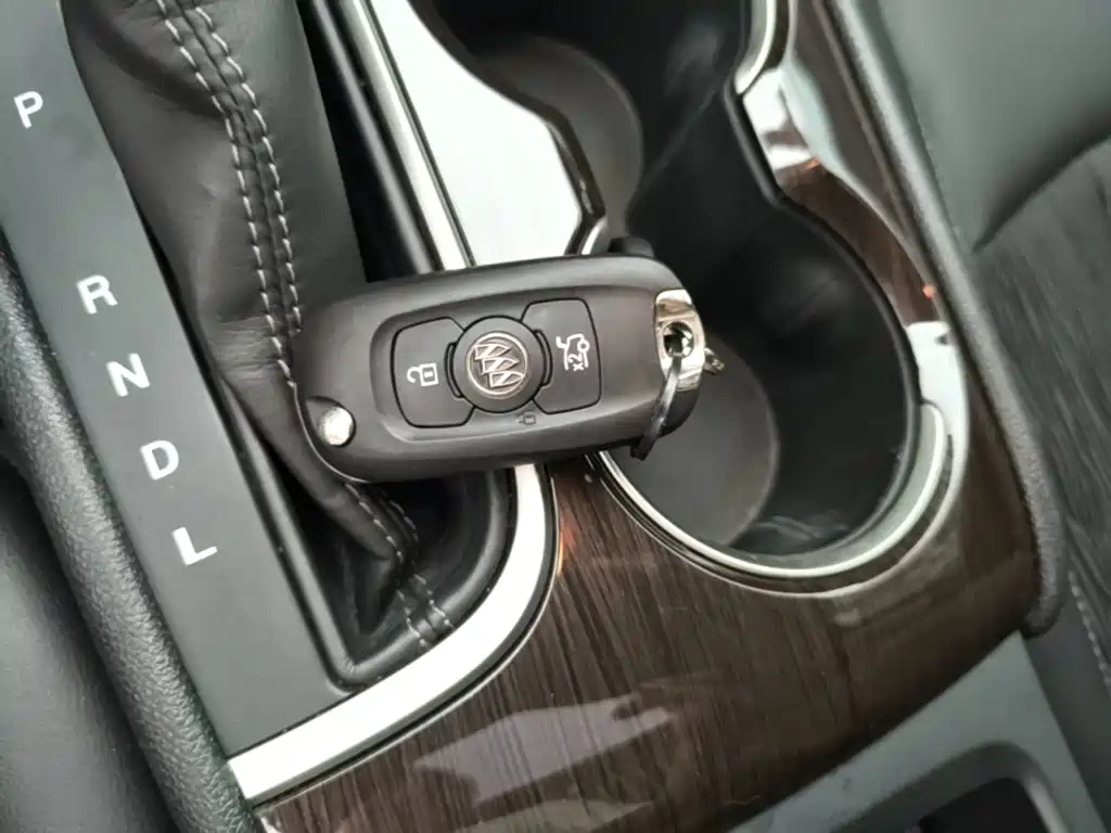 Buick Verano — миниатюра 9