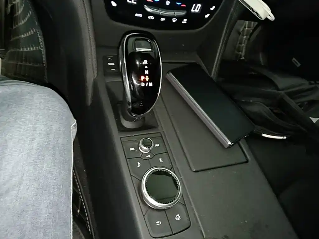 Cadillac CT6 — миниатюра 14