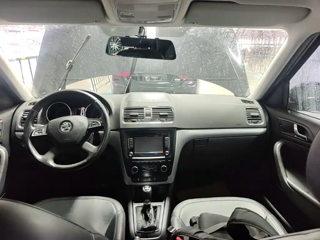 Skoda Yeti — миниатюра 10