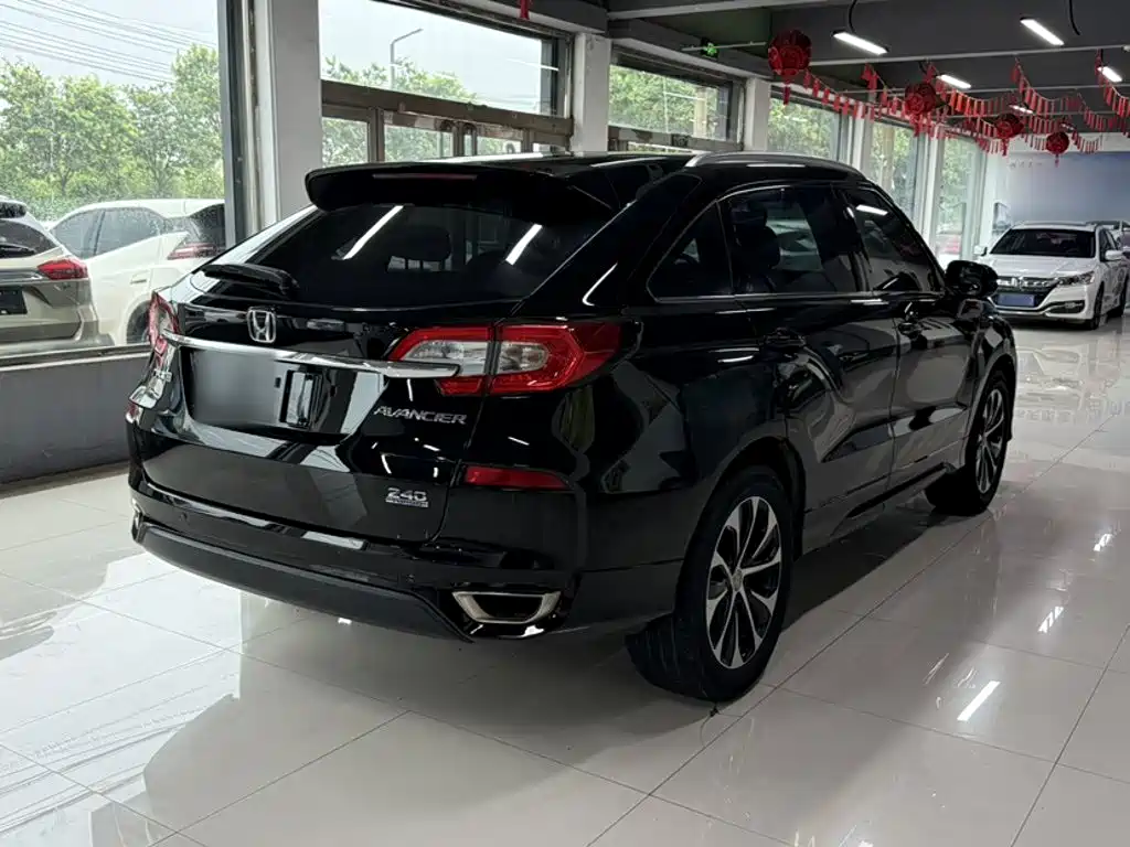 Honda Avancier — миниатюра 7