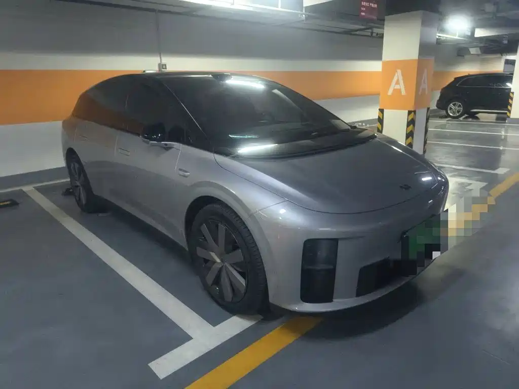 Li Auto Идеальный i6