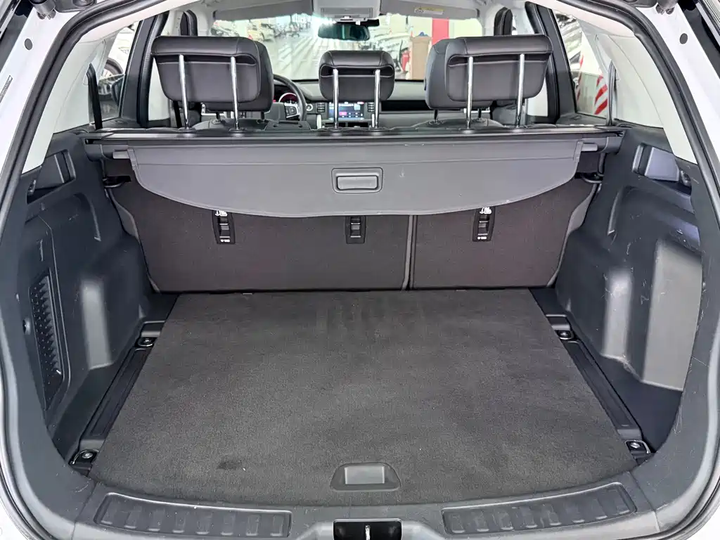 Land Rover Discovery Sport — миниатюра 15