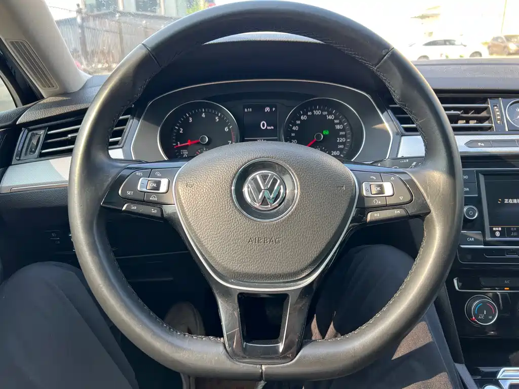 Volkswagen Magotan 2018 330TSI DSG Lead