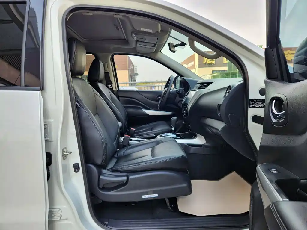 Nissan Terra — миниатюра 14