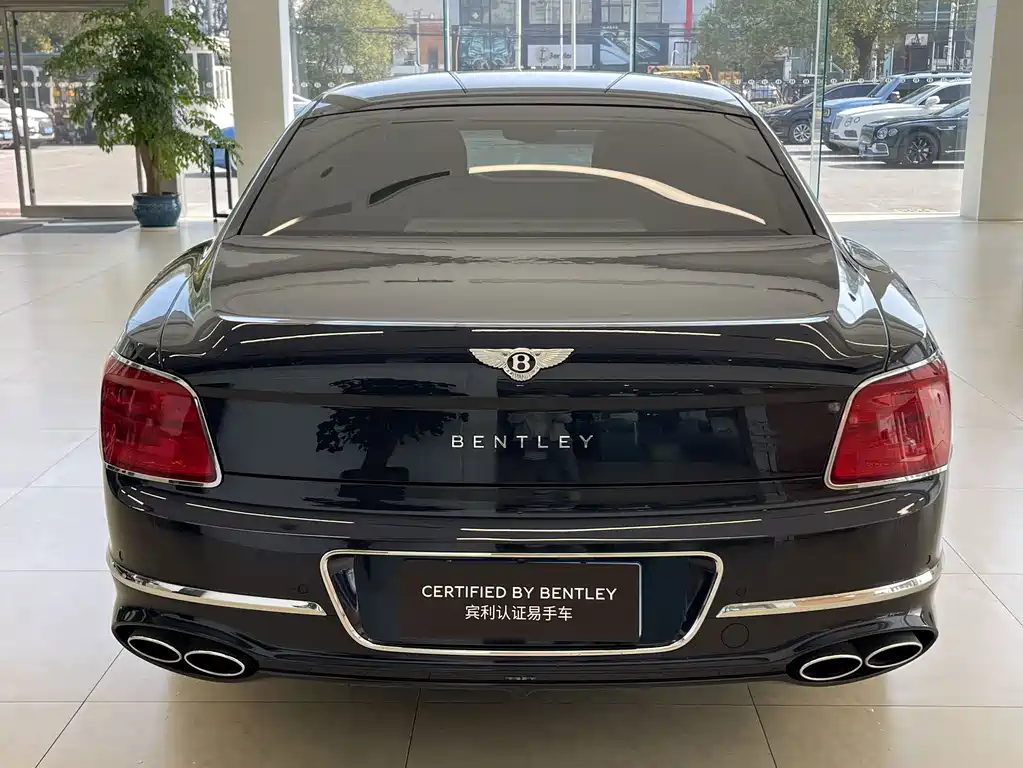 Bentley Flying Spur — миниатюра 4