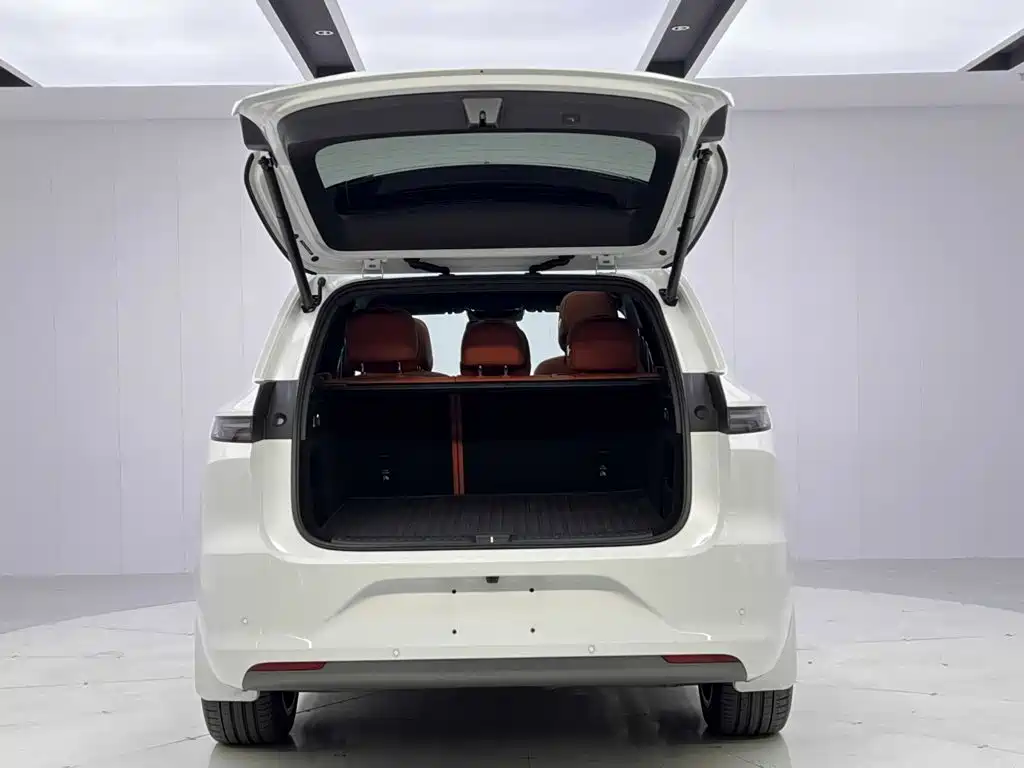 Li Auto Li L6 — миниатюра 9
