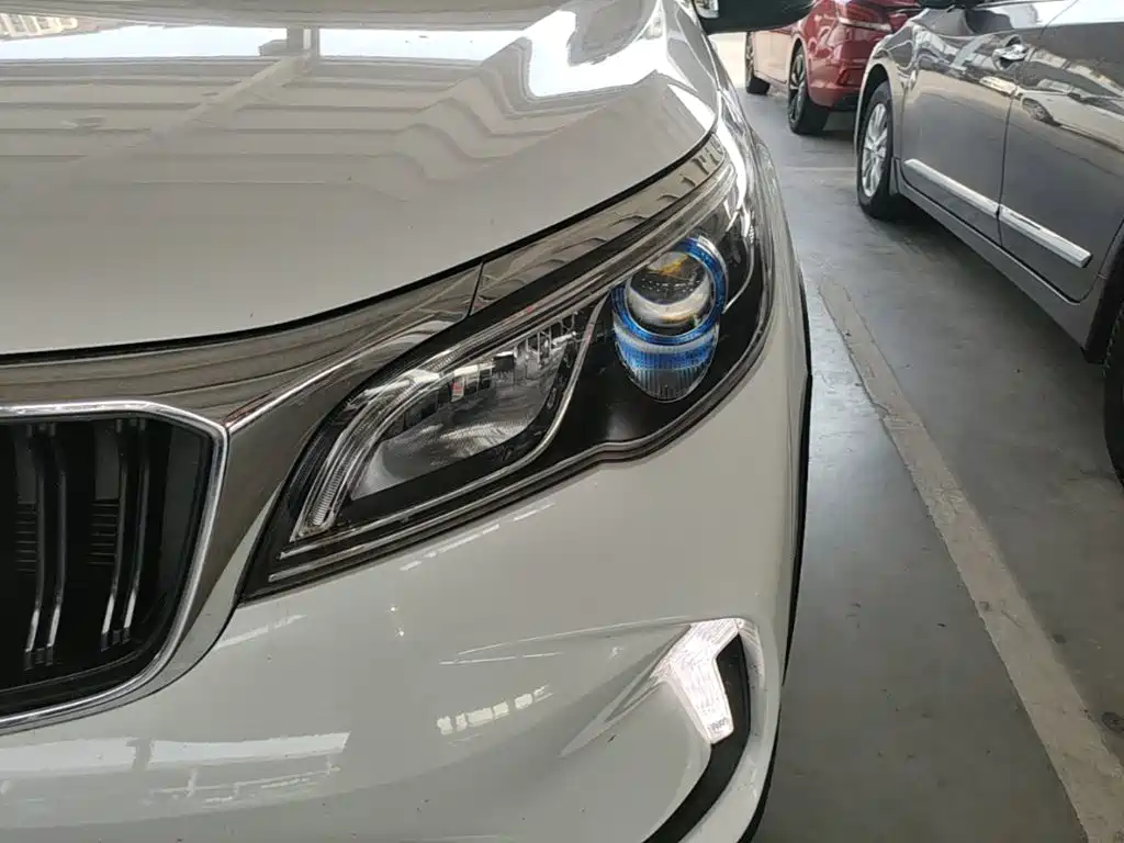 Geely Vision X3 — миниатюра 24