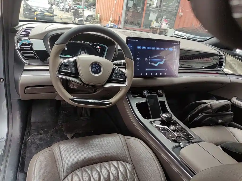 BYD Han — миниатюра 10