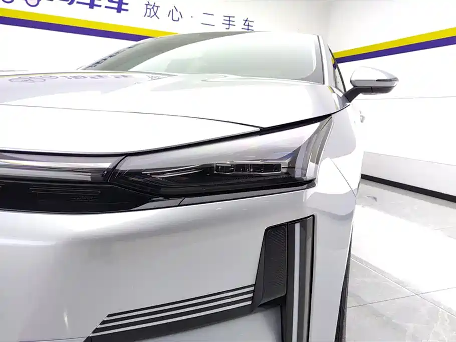 GEELY GALAXY GALAXY L6