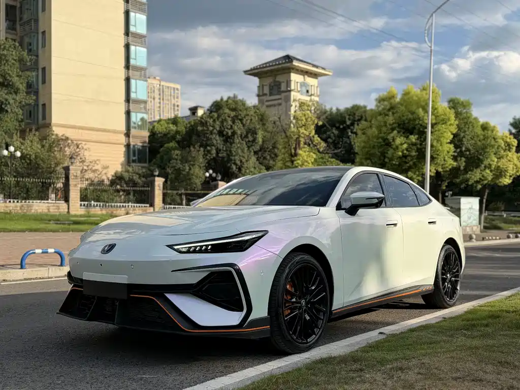 Changan UNI-V