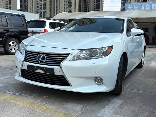 2013 Lexus ES