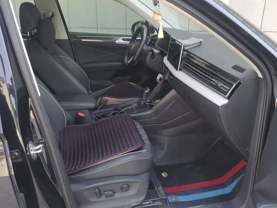 Volkswagen Tiguan L — миниатюра 8